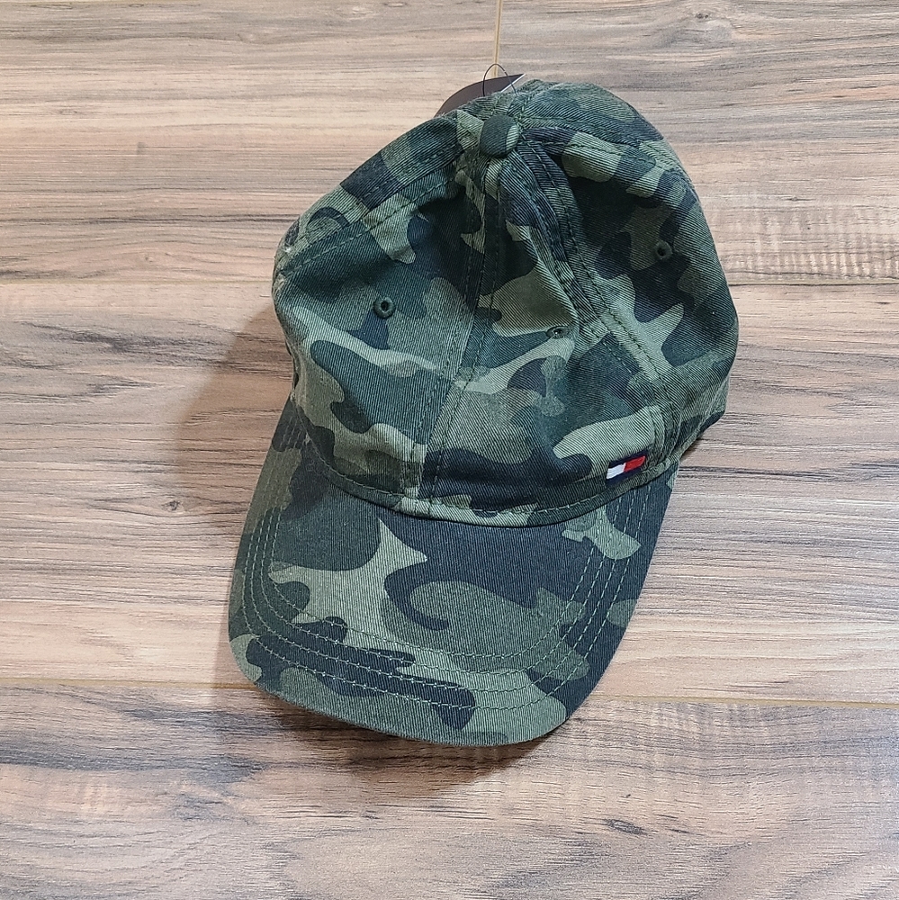 Tommy Hilfiger Camo Adjustable Hat